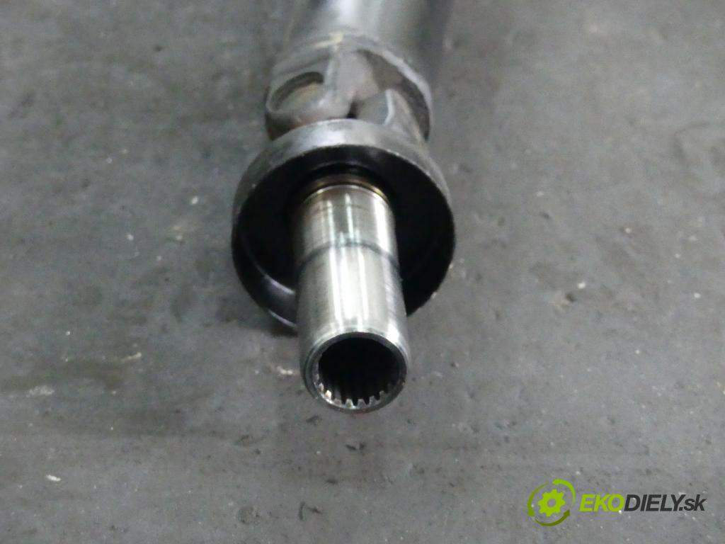 Toyota Rav4 II 2000-2005 2.0 D4D 116 HP manual 85 kW 1995 cm3 5- Hřídel:  (Kardaňové hriadele)