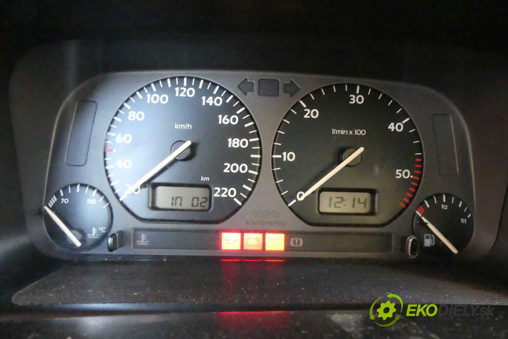 Vw Vento 1.9d 64 HP manual 47 kW 1896 cm3 4- prístrojovka/ budíky 1H5919033M (Prístrojové dosky, displeje)