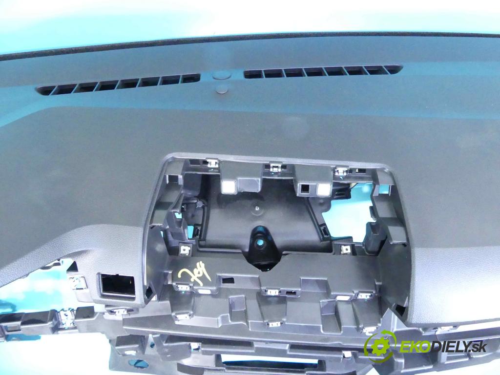 Dacia Sandero III 2020- 1.0 Tce 90 HP automatic 66 kW 999 cm3 5- kokpit,pristrojová doska rozdeľovacia