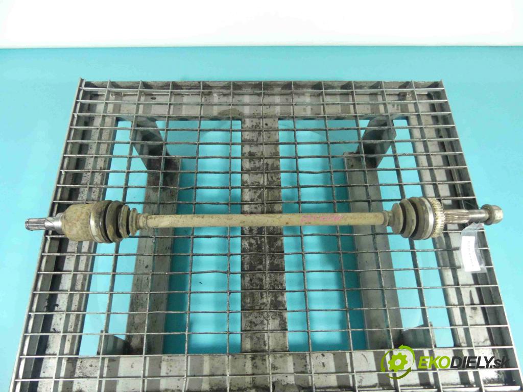 Nissan Qashqai J10 2006-2013 2.0 16v 141 HP manual 104 kW 1997 cm3 5- poloos pravé  (Poloosy)