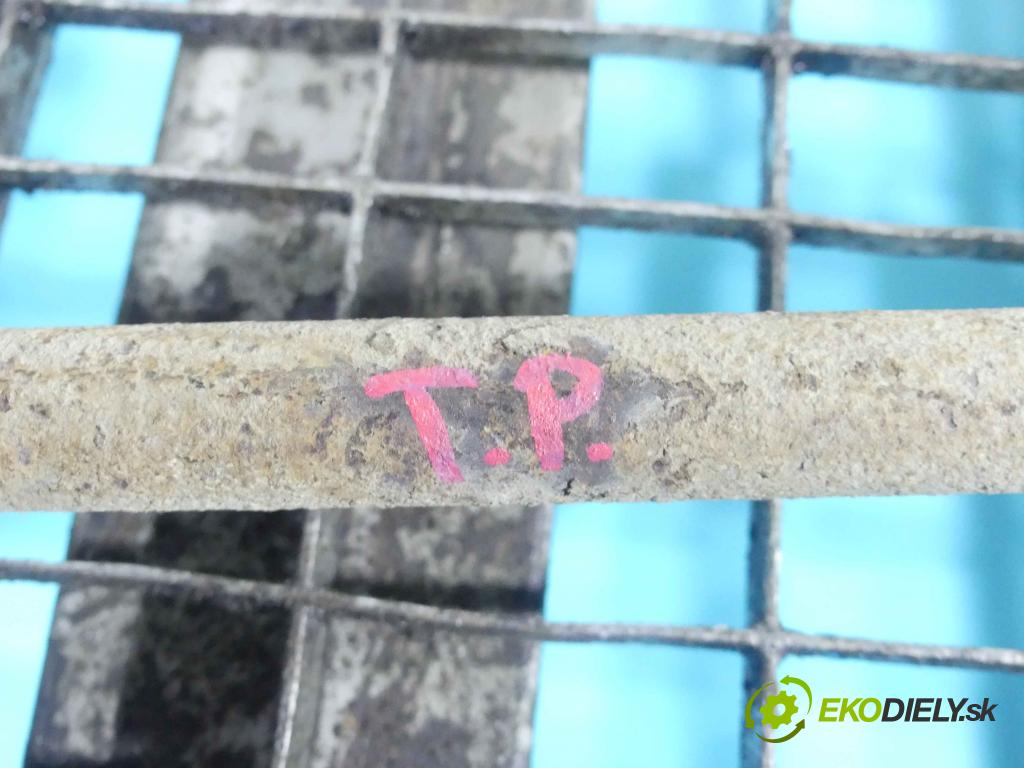 Nissan Qashqai J10 2006-2013 2.0 16v 141 HP manual 104 kW 1997 cm3 5- poloos pravé (Poloosy)