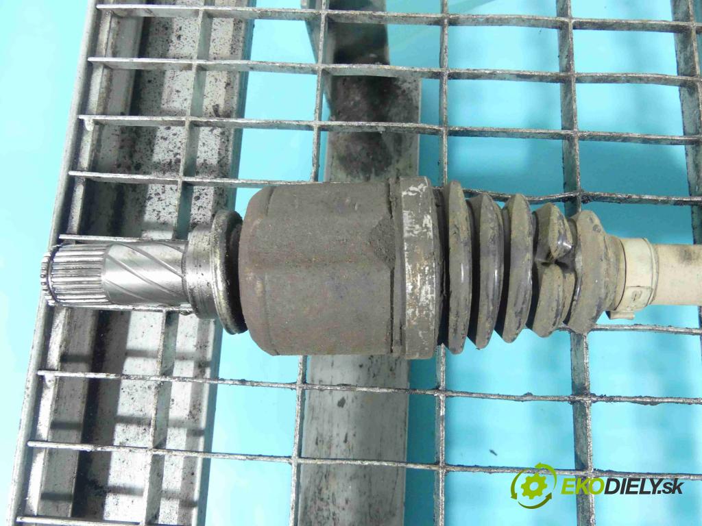 Renault Megane III 2008-2016 1.5 dci 90 HP manual 66 kW 1461 cm3 5- poloos ľavé  (Poloosy)