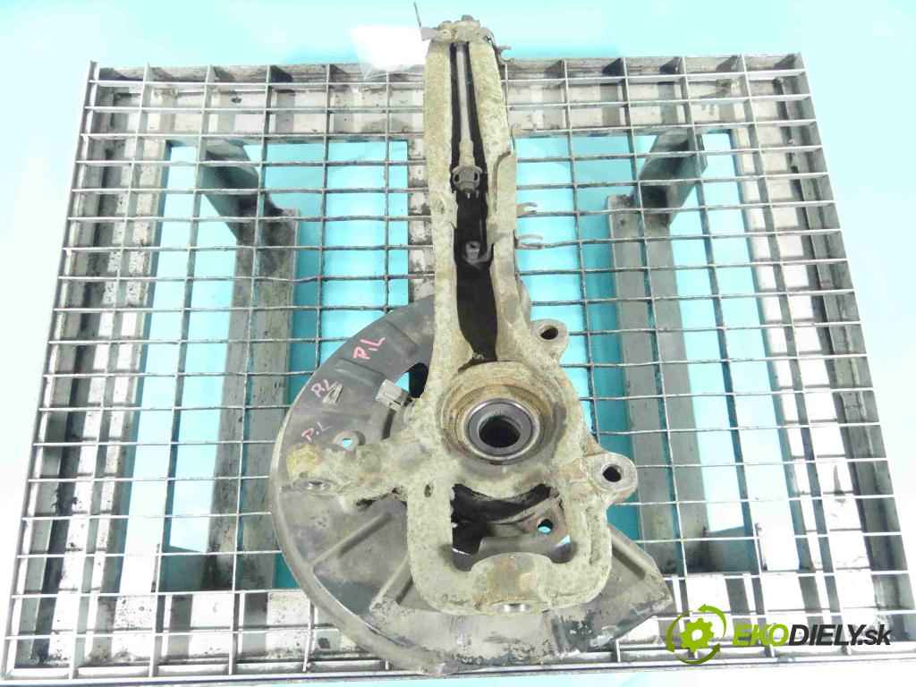 Audi Q7 2005-2015 3.0 tdi V6 232KM automatic 171 kW 2967 cm3 5- náboj ľavé 7L0407257A (Náboje)