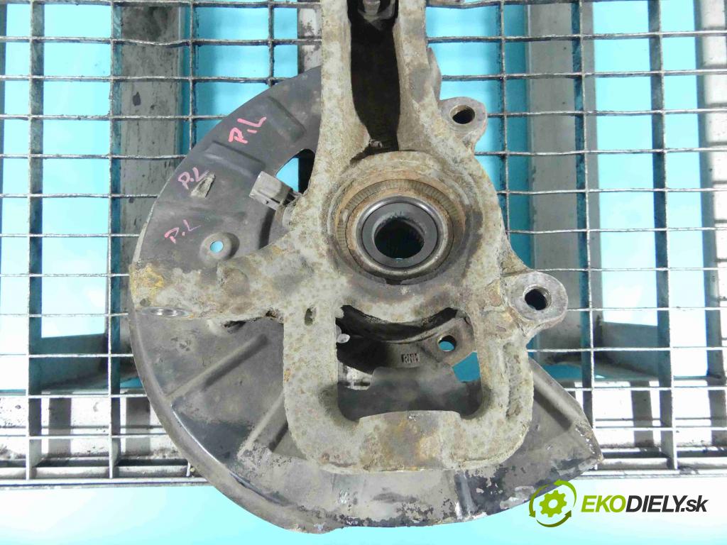 Audi Q7 2005-2015 3.0 tdi V6 232KM automatic 171 kW 2967 cm3 5- náboj ľavé 7L0407257A (Náboje)