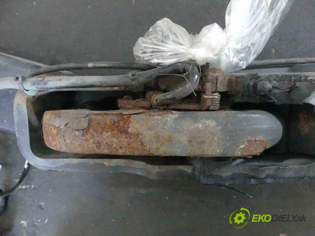 Audi Q7 2005-2015 3.0 tdi V6 232KM automatic 171 kW 2967 cm3 5- oko tažné 4L0803921E