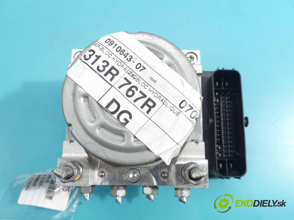 Dacia Sandero III 2020- 1.0 Tce 90 HP automatic 66 kW 999 cm3 5- čerpadlo abs 476604313R (Pumpy ABS)