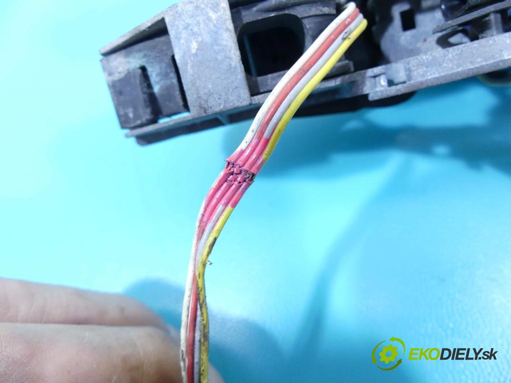 Jaguar XF I X250 2007-2015 3.0 Td V6 275 HP automatic 202 kW 2993 cm3 4- rukoväť predné ľavé mimo: 8X23-203A29-AE (Vonkajšie predné ľavé)