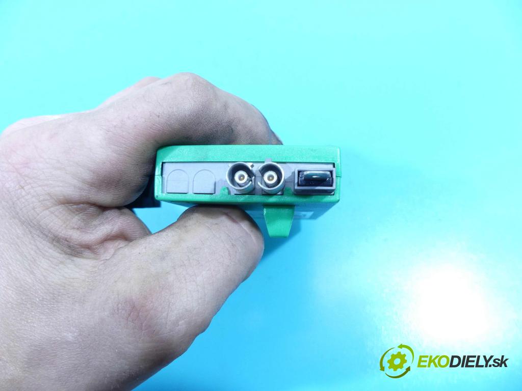 Jaguar XF I X250 2007-2015 3.0 Td V6 275 HP automatic 202 kW 2993 cm3 4- modul riadiaca jednotka 8X23-18C847-BB (Ostatné)