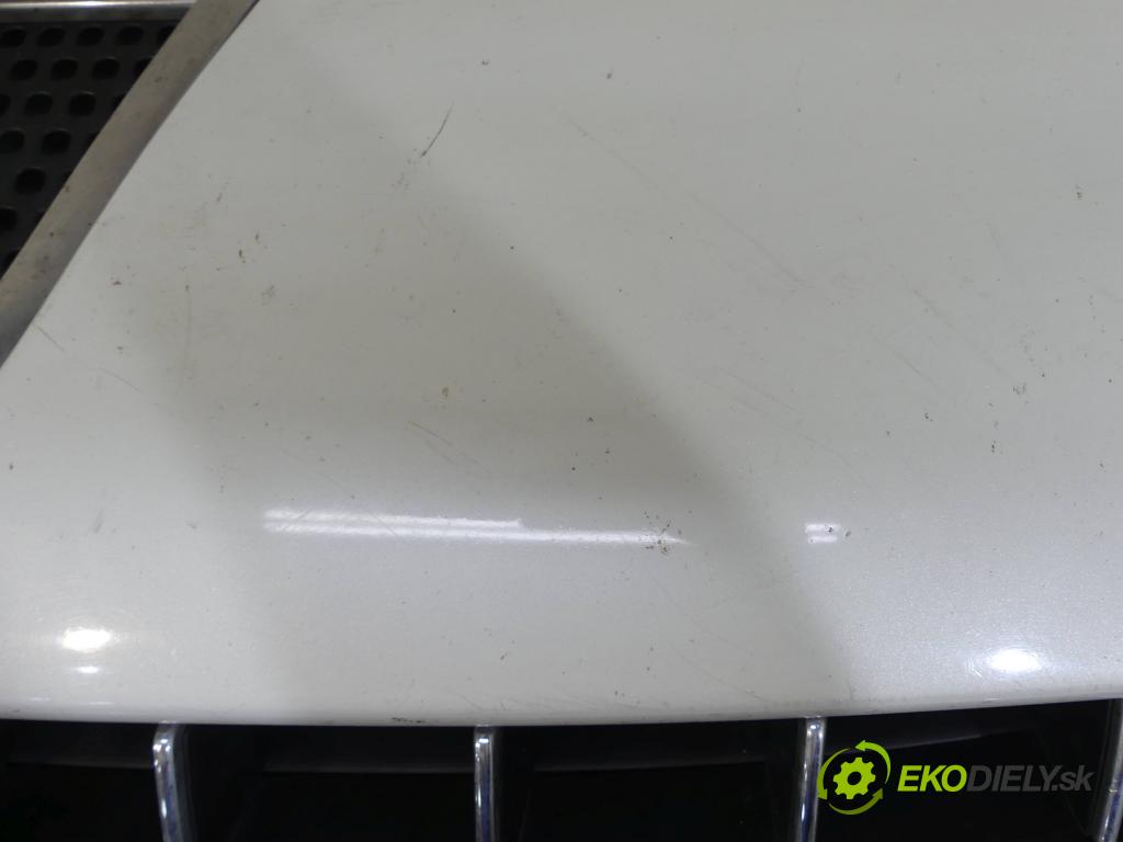 Peugeot 3008 I 2009-2016 2.0 hdi 150 hp manual 110 kW 1997 cm3 5- nárazník přední