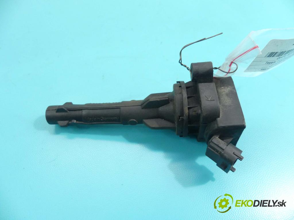 Toyota Corolla E11 1997-2002 1.4 vvti 97KM manual 71 kW 1398 cm3 3- cievka zapaľovacia 0221504016 (Zapaľovacie cievky, moduly)