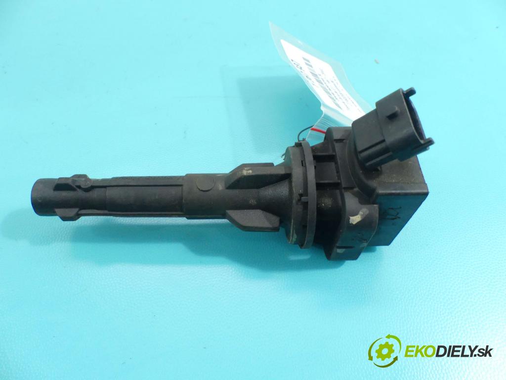 Toyota Corolla E11 1997-2002 1.4 vvti 97KM manual 71 kW 1398 cm3 3- cievka zapaľovacia 0221504016 (Zapaľovacie cievky, moduly)