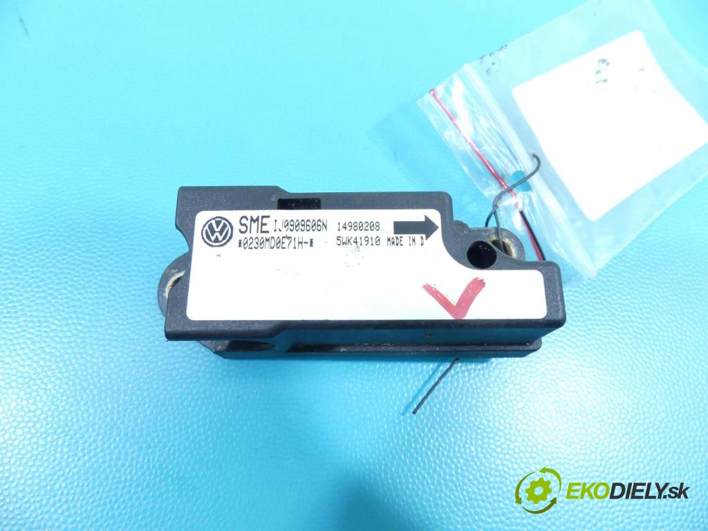 Vw Passat B5 1995-2005 1.9 tdi 110 HP manual 81 kW 1896 cm3 5- snímač šokovat: 5WK41910 (Snímače nárazu)