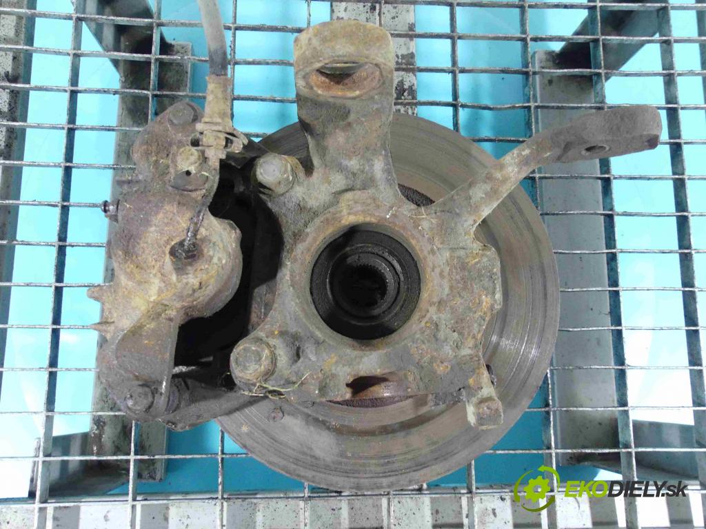 Vw Transporter T4 1990-2003 2.4d 77 HP manual 57 kW 2370 cm3 5- náboj pravé  (Náboje)