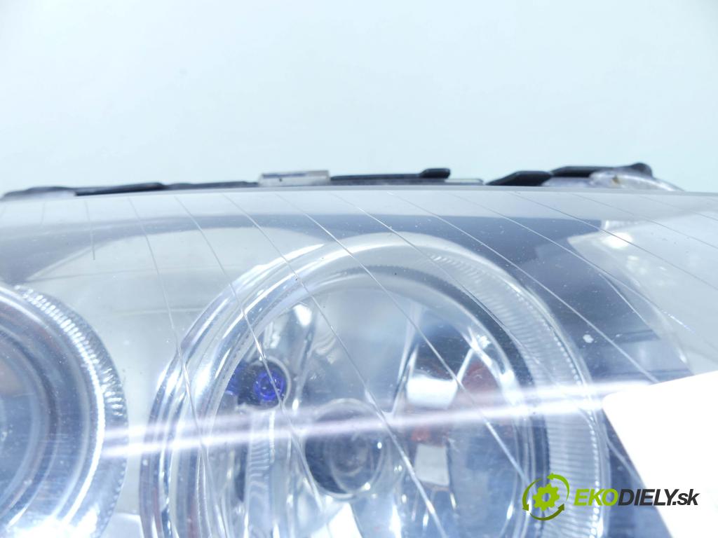 Audi A8 D3 2002-2009 4.0 tdi 275 HP automatic 202 kW 3936 cm3 4- Reflektor: pravý 4E0941030BQ (Pravé)