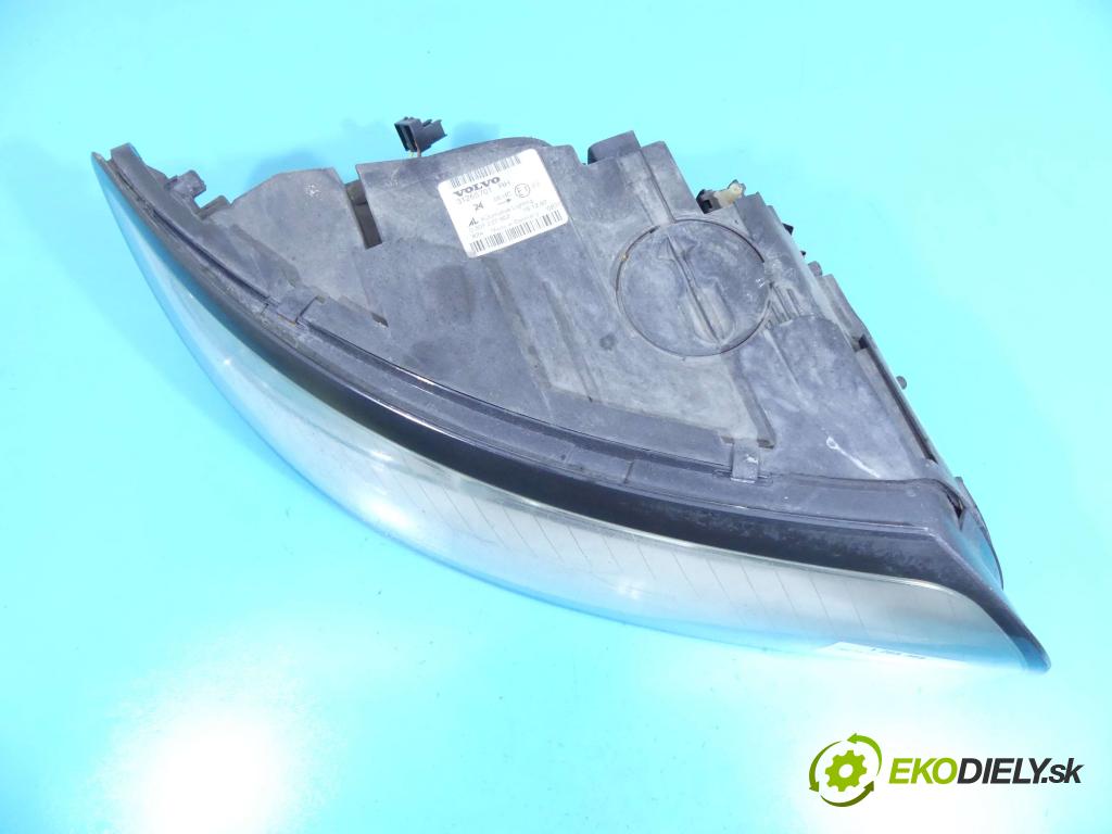Volvo S40 II 2004-2012 2.0d 136 HP manual 100 kW 1997 cm3 4- Reflektor: pravý 31265701 (Pravé)