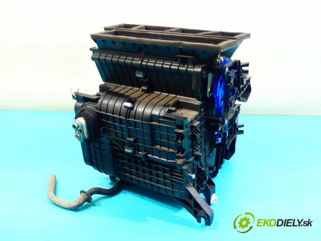 Hyundai Santa Fe II 2006-2012 2.2 crdi 150 HP automatic 110 kW 2188 cm3 5- radiator  (Radiátory kúrenia)