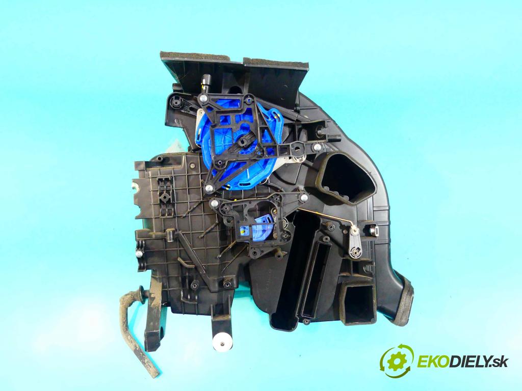 Hyundai Santa Fe II 2006-2012 2.2 crdi 150 HP automatic 110 kW 2188 cm3 5- radiator  (Radiátory kúrenia)