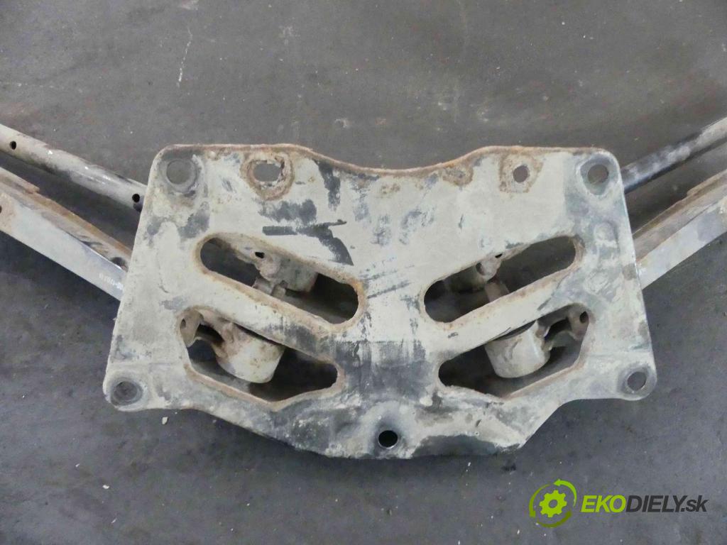 Fiat Doblo II 2010- 2.0 jtd 135 hp manual 99 kW 1956 cm3 5- zadní výztuha