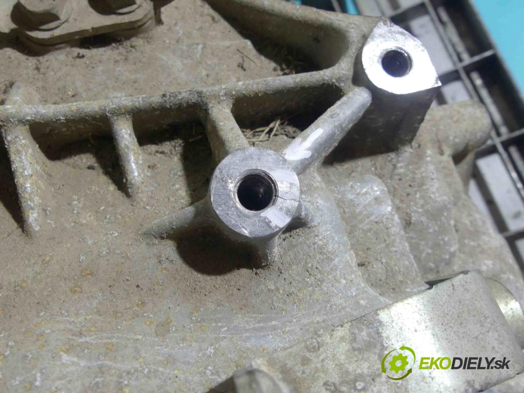 Nissan Qashqai J10 2006-2013 2.0 16v 141 HP manual 104 kW 1997 cm3 5- prevodovka stupeň,rýchlosť manual JG20C
