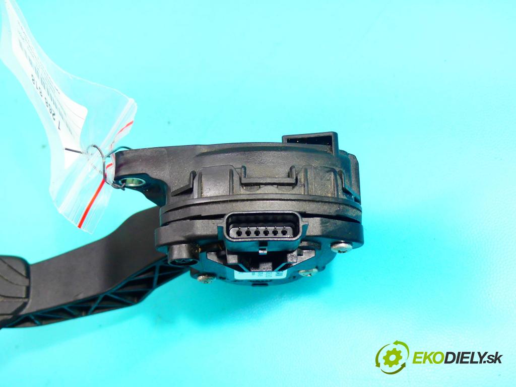 Nissan Qashqai II J11 2013-2021 1.2 T 116 HP manual 85 kW 1197 cm3 5- pedále 180024BA0B (Pedále)