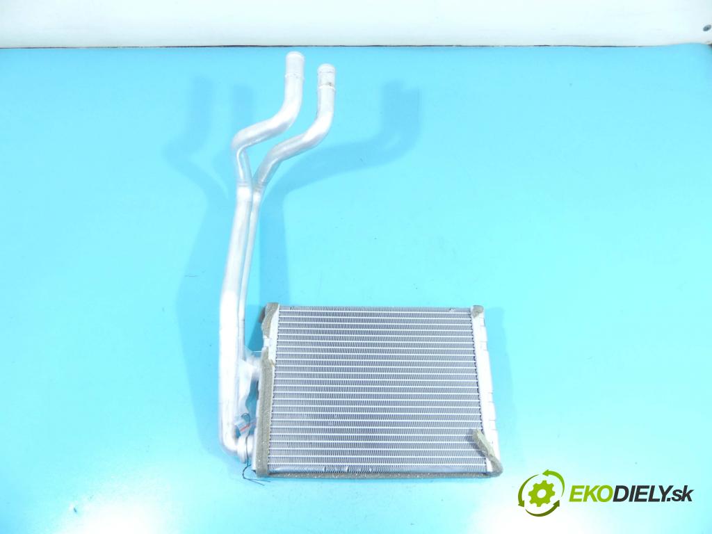 Nissan Qashqai II J11 2013-2021 1.2 T 116 HP manual 85 kW 1197 cm3 5- radiator  (Radiátory kúrenia)