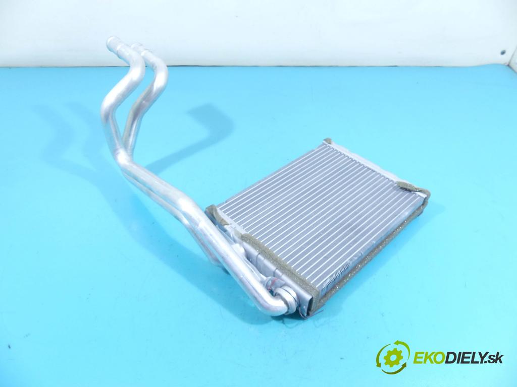 Nissan Qashqai II J11 2013-2021 1.2 T 116 HP manual 85 kW 1197 cm3 5- radiator  (Radiátory kúrenia)