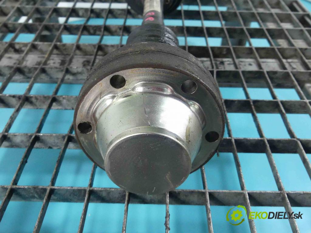 Audi Q7 2005-2015 3.0 tdi V6 232KM automatic 171 kW 2967 cm3 5- poloos pravé 7L0407271E (Poloosy)