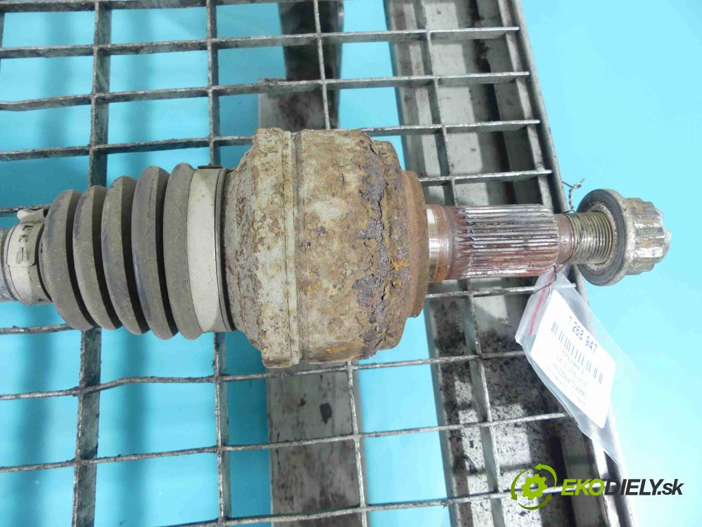 Audi Q7 2005-2015 3.0 tdi V6 232KM automatic 171 kW 2967 cm3 5- poloos pravé 7L8501201 (Poloosy)