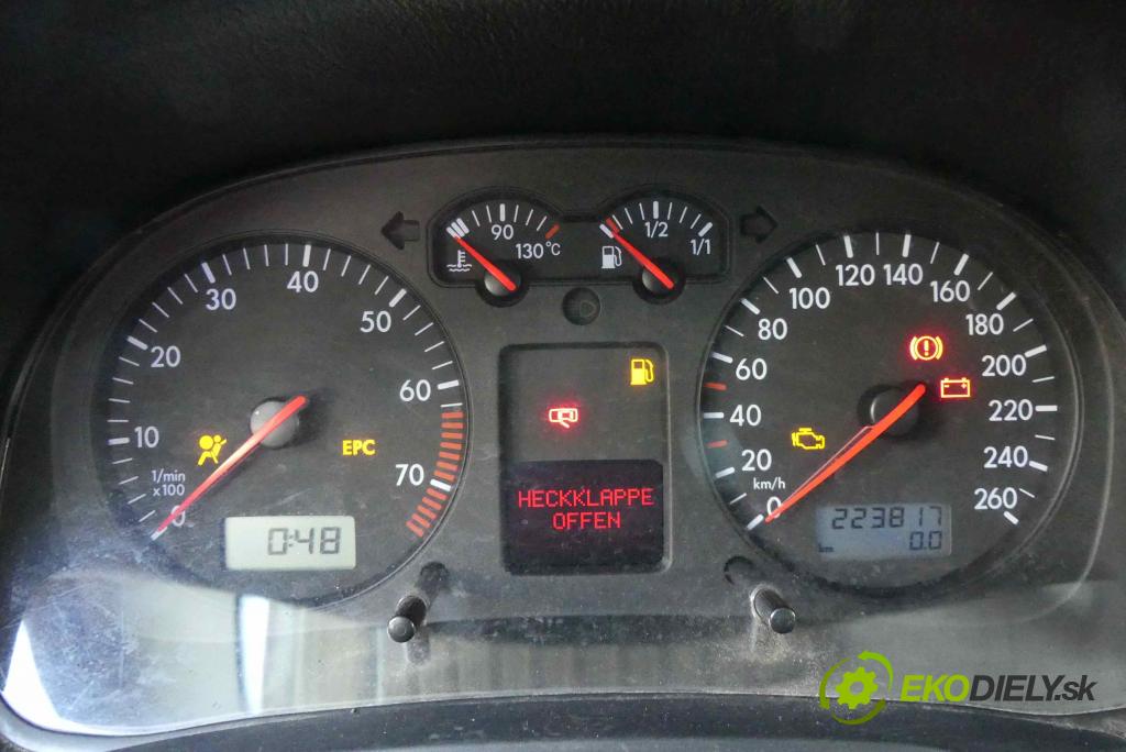 Vw Golf IV 1997-2003 1.6 FSI 110 HP manual 81 kW 1598 cm3 5- prístrojovka/ budíky 1J0920826G (Prístrojové dosky, displeje)