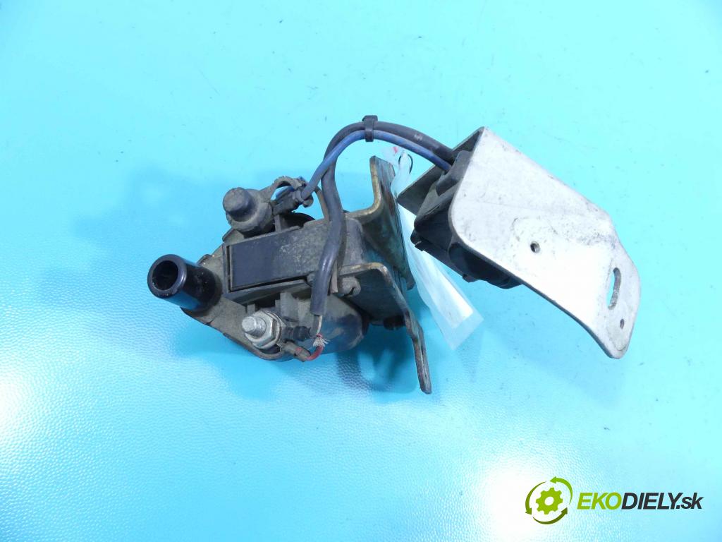 Audi 80 B4 1991-1994 2.3 mech 133 HP manual 98 kW 2308 cm3 4- cievka zapaľovacia  (Zapaľovacie cievky, moduly)