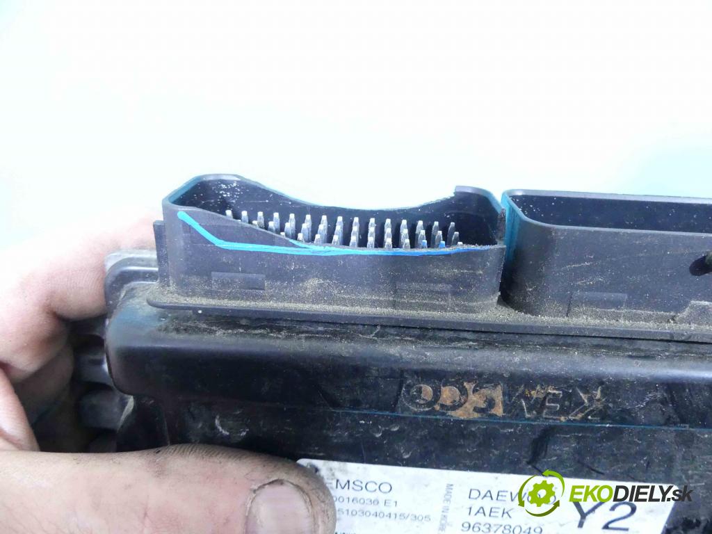 Daewoo Tacuma 2.0 8v 121KM manual 89 kW 1998 cm3 5- Jednotka riadiaca 96378049