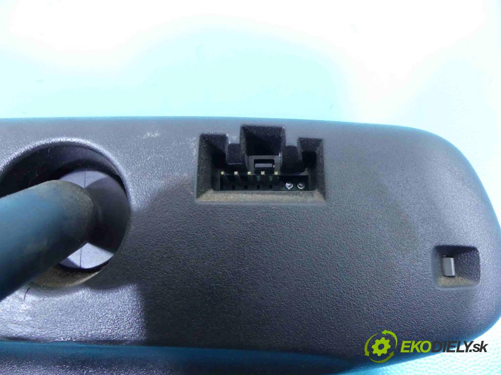 Toyota Avensis II T25 2003-2008 2.2 D-CAT 177 hp manual 130 kW 2231 cm3 5- zpětné zrcátko vnitřní  (Světla vnitřní)