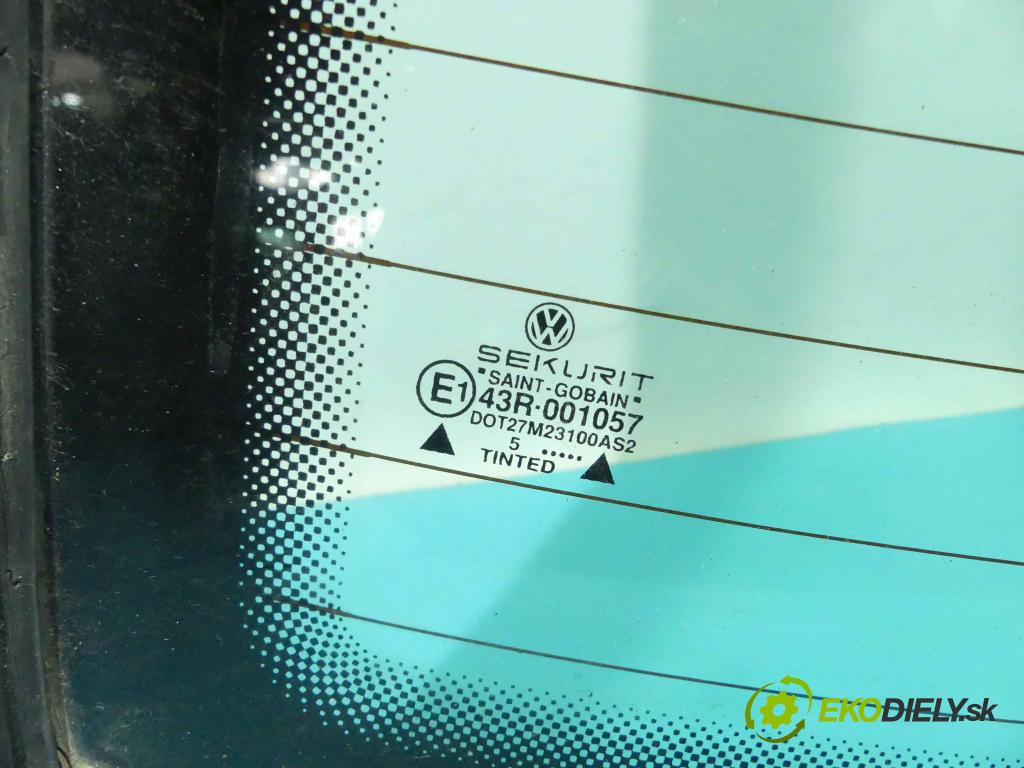 Vw Vento 1.8 75 hp manual 55 kW 1781 cm3 4- sklo zadní  (Okna zadní)