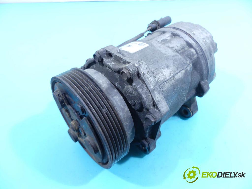 Vw Bora 1.9 tdi 116 HP manual 85 kW 1896 cm3 5- čerpadlo klimatizácie 8FK351127381