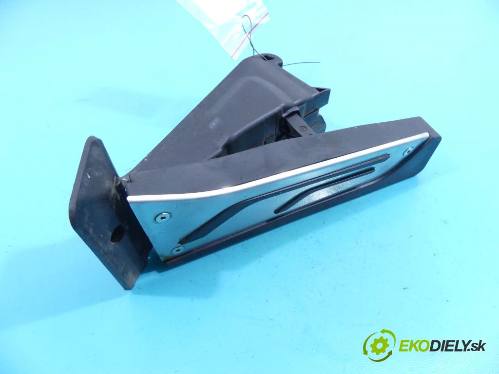 Bmw 3 F30 2011-2018 2.0d 116 HP manual 85 kW 1995 cm3 4- pedále 6789529 (Pedále)