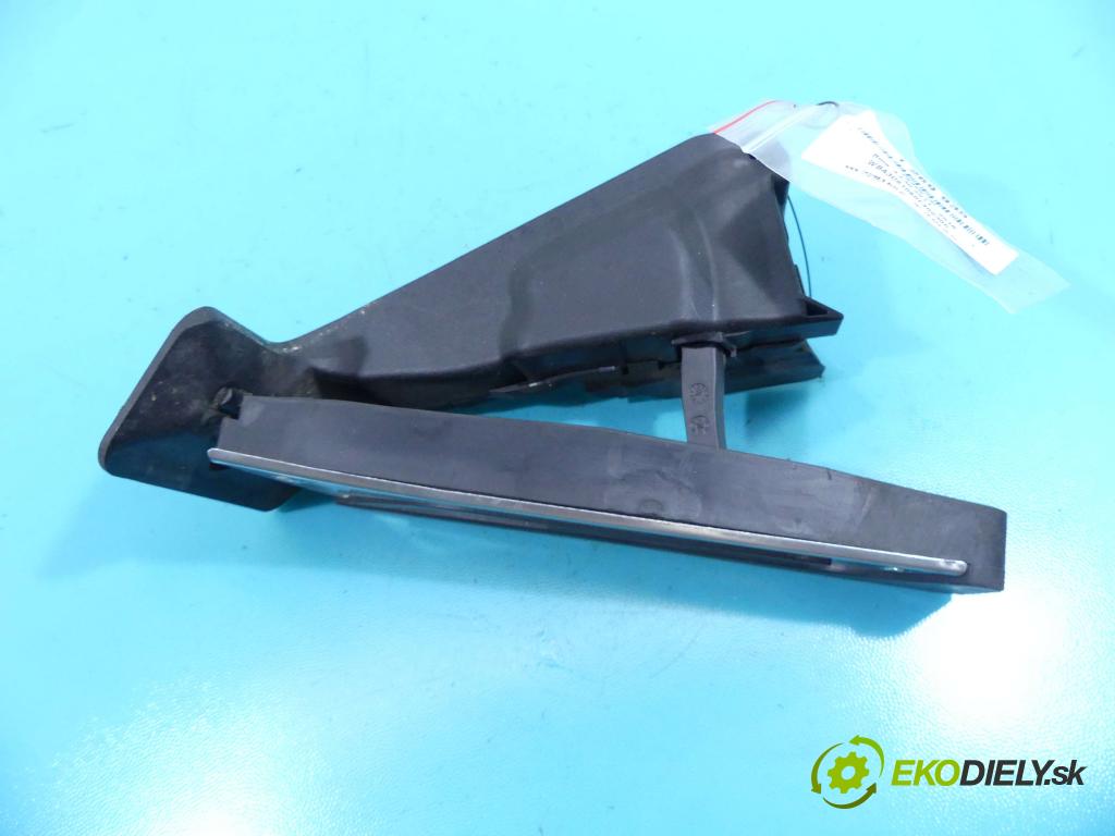 Bmw 3 F30 2011-2018 2.0d 116 HP manual 85 kW 1995 cm3 4- pedále 6789529 (Pedále)