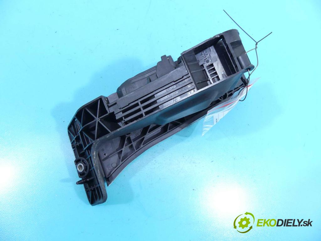 Bmw 3 F30 2011-2018 2.0d 116 HP manual 85 kW 1995 cm3 4- pedále 6789529 (Pedále)