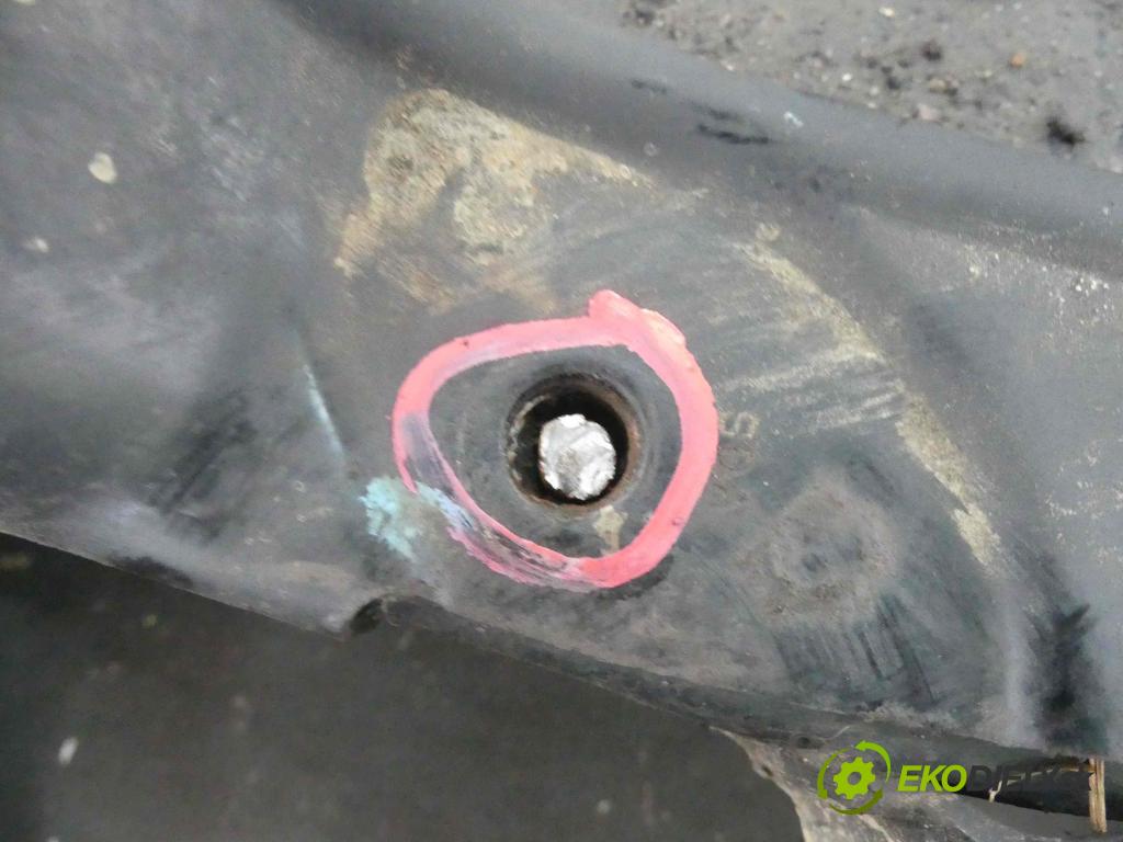 Honda Accord VII 2002-2008 2.4 16V 190 HP automatic 140 kW 2354 cm3 4- výstuha motora