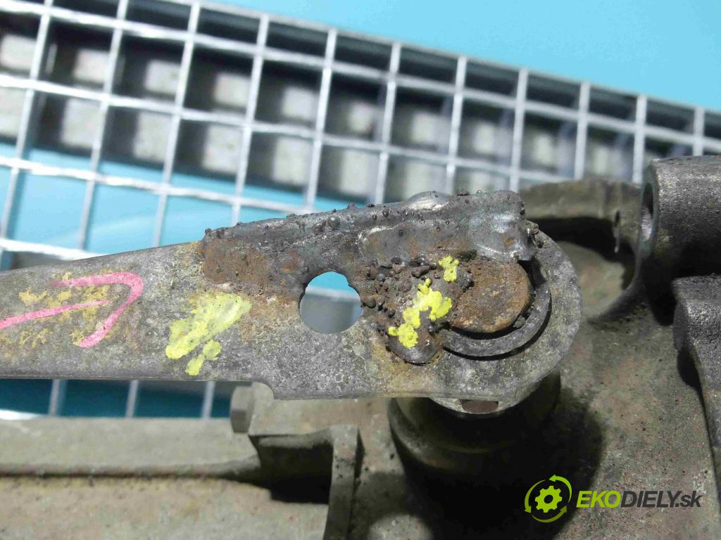 Peugeot 306 1.4 75 HP manual 55 kW 1361 cm3 5- prevodovka stupeň,rýchlosť manual 2CB61