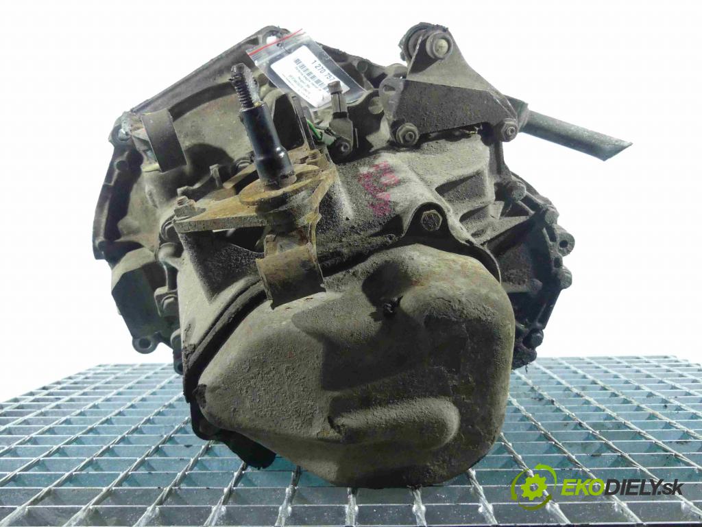 Peugeot 306 1.4 75 HP manual 55 kW 1361 cm3 5- prevodovka stupeň,rýchlosť manual 2CB61