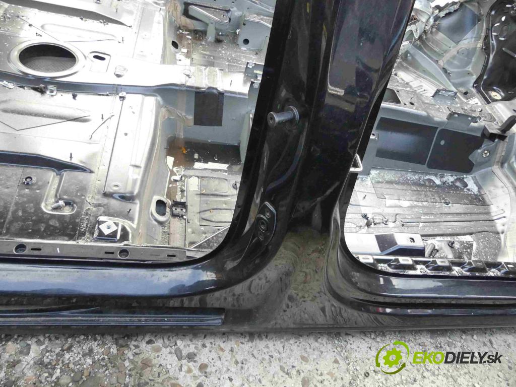 Seat Alhambra II 2010-2020 2.0 tdi 184 hp automatic 135 kW 1968 cm3 5- práh pravý  (Ostatní)