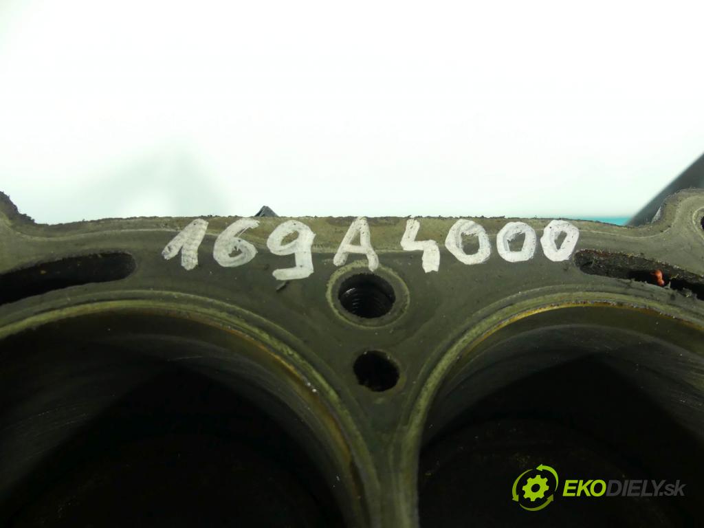 Fiat 500 2007-2020 1.2 69KM manual 51 kW 1242 cm3 3- Blok motora 169A4000 (Blok motora)