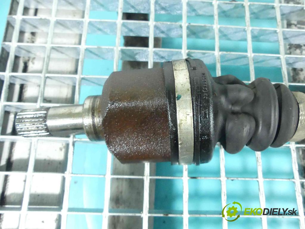 Peugeot 307 1.6 hdi 90 HP manual 66 kW 1560 cm3 5- poloos ľavé  (Poloosy)