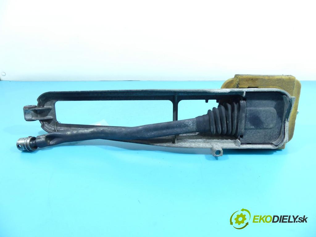 Mercedes C W203 2000-2007 1.8 16v 143 HP manual 105 kW 1796 cm3 3- Páka: Změny: stupeň,rýchlosť  (Rýchlostné páky / kulisy)