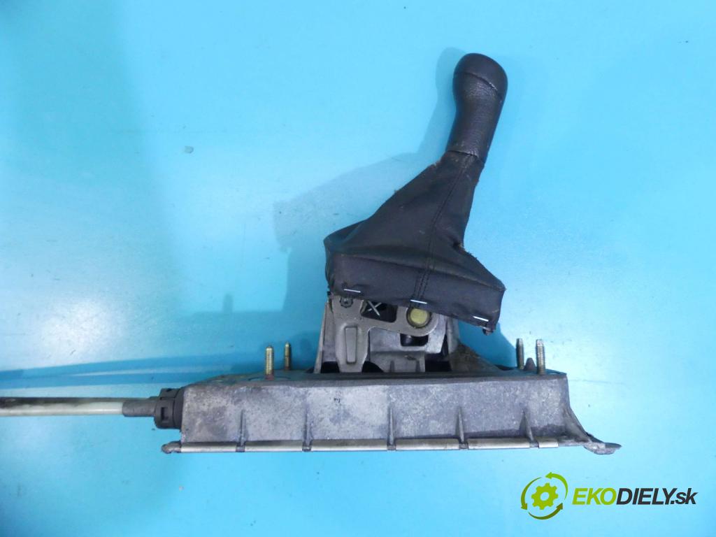 Vw Polo IV 9N 2001-2009 1.2 12v 64 HP manual 47 kW 1198 cm3 5- Páka: Změny: stupeň,rýchlosť 6Q0711061 (Rýchlostné páky / kulisy)