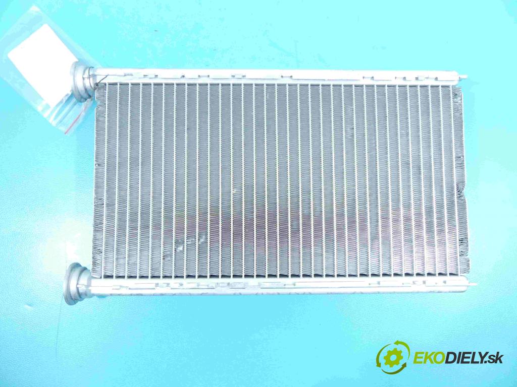 Bmw 3 F30 2011-2018 2.0d 116 HP manual 85 kW 1995 cm3 4- radiator 669958H/C (Radiátory kúrenia)