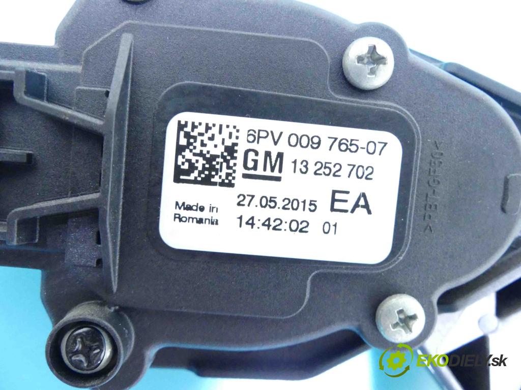Opel Astra IV 2009-2015 1.6 cdti 110 HP manual 81 kW 1598 cm3 5- pedal plyn potenciometr: 13252702