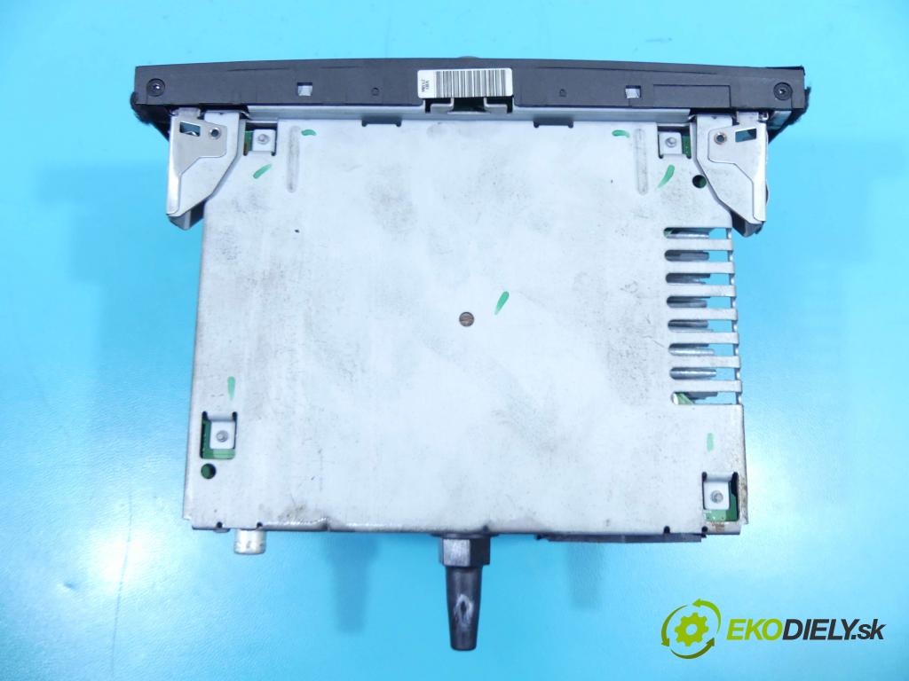 Ford Focus Mk2 2004-2011 1.6 tdci 109 HP manual 80 kW 1560 cm3 5- Radio originál VP7S7F-18C821-DA