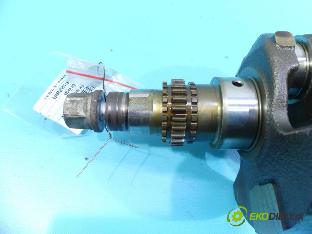 Kia Venga 1.4 16v (G4FA) 90 HP manual 66,2 kW 1396 cm3 5- Hřídel: kľukový G4FA (Ostatné)