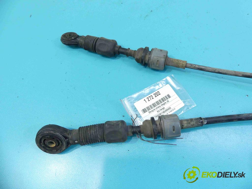 Kia Venga 1.4 16v 90 HP manual 66,2 kW 1396 cm3 5- Páka: Změny: stupeň,rýchlosť  (Rýchlostné páky / kulisy)